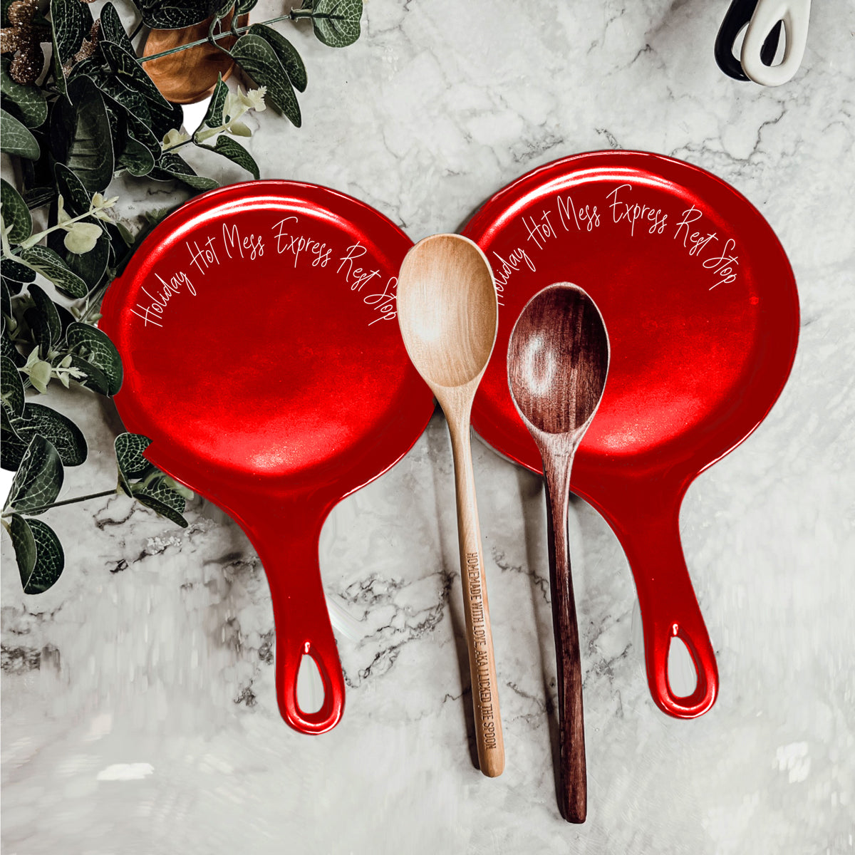 Christmas gifts for mom who loves cooking - Red holiday spoon rest - Festive kitchen decor accessories
Viral holiday decor
Christmas TikTok find
Holiday kitchen trend
Christmas must have
Christmas USA made